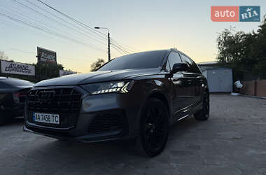 Внедорожник / Кроссовер Audi Q7 2020 в 