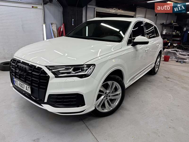 Внедорожник / Кроссовер Audi Q7 2020 в Днепре