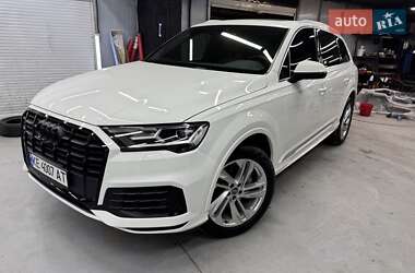 Внедорожник / Кроссовер Audi Q7 2020 в 
