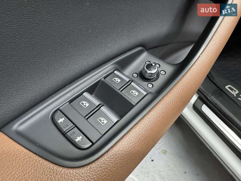 Внедорожник / Кроссовер Audi Q7 2020 в Днепре