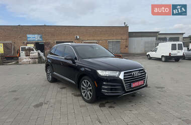 Внедорожник / Кроссовер Audi Q7 2018 в 