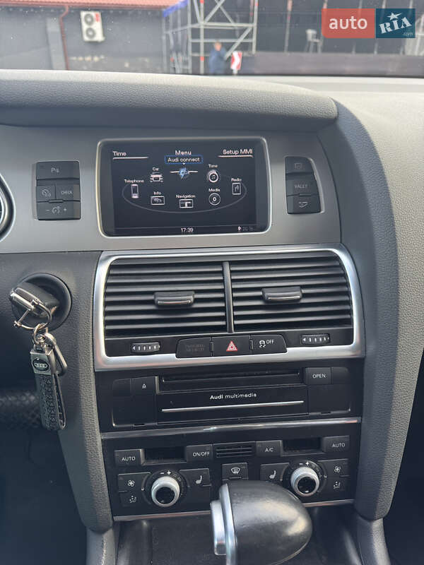 Внедорожник / Кроссовер Audi Q7 2015 в Тернополе