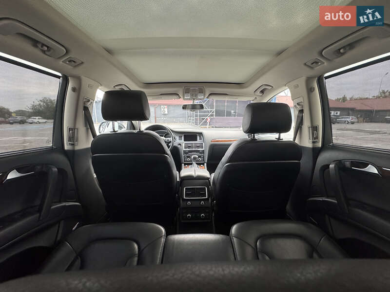 Внедорожник / Кроссовер Audi Q7 2015 в Тернополе
