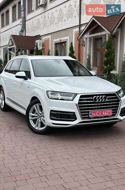 Внедорожник / Кроссовер Audi Q7 2017 в Львове