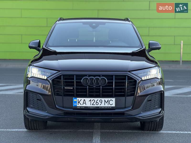 Позашляховик / Кросовер Audi Q7 2022 в Києві