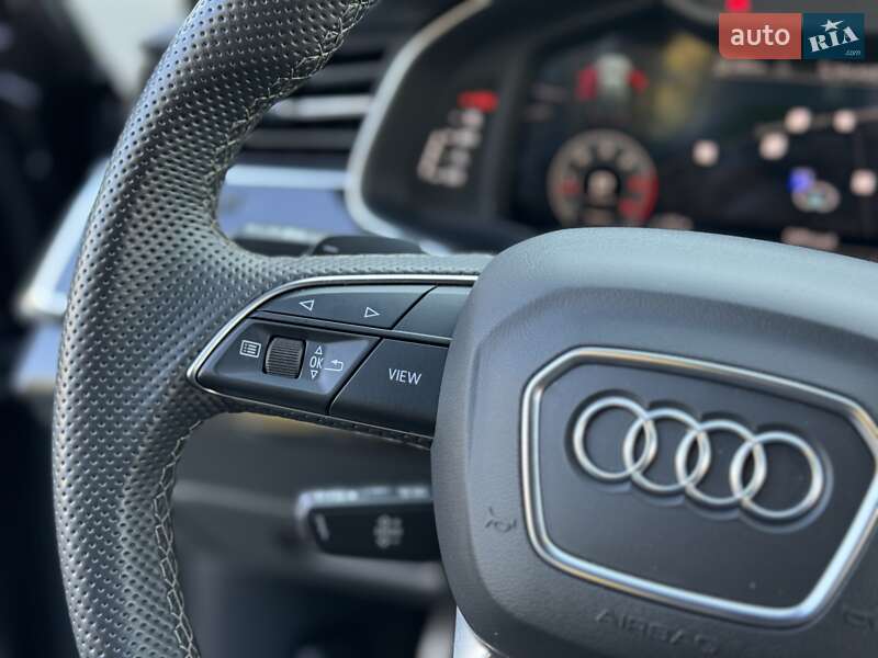 Позашляховик / Кросовер Audi Q7 2022 в Києві
