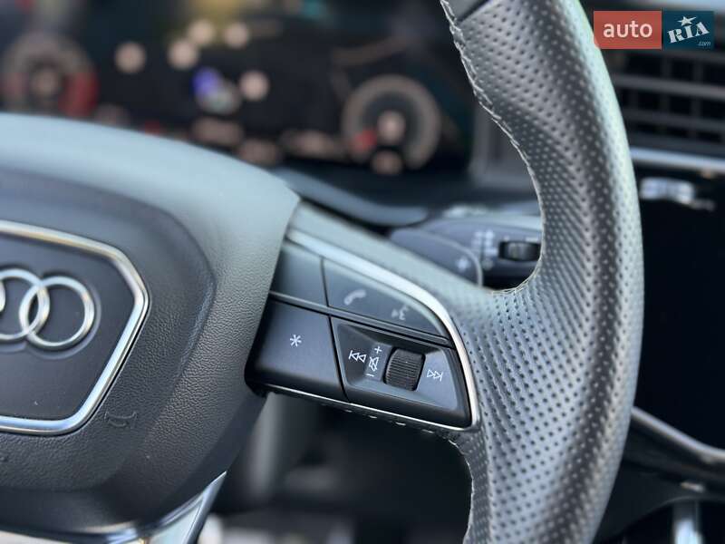 Позашляховик / Кросовер Audi Q7 2022 в Києві