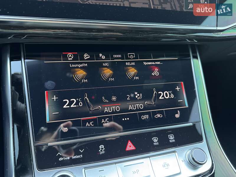 Позашляховик / Кросовер Audi Q7 2022 в Києві