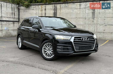 Позашляховик / Кросовер Audi Q7 2015 в Рівному