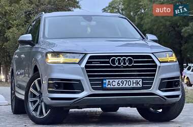 Внедорожник / Кроссовер Audi Q7 2015 в Одессе