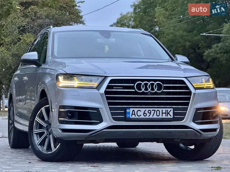 Внедорожник / Кроссовер Audi Q7 2015 в Одессе