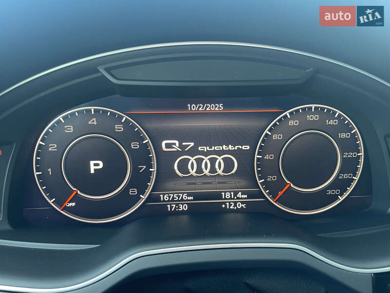 Внедорожник / Кроссовер Audi Q7 2017 в Ужгороде