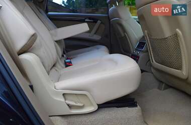 Внедорожник / Кроссовер Audi Q7 2010 в 