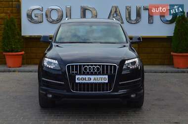 Внедорожник / Кроссовер Audi Q7 2010 в 