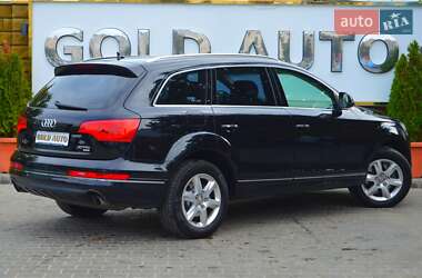 Внедорожник / Кроссовер Audi Q7 2010 в 