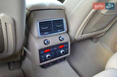 Внедорожник / Кроссовер Audi Q7 2010 в 