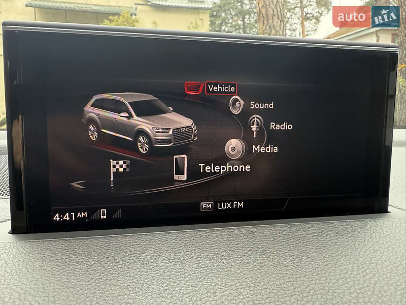 Позашляховик / Кросовер Audi Q7 2017 в Львові