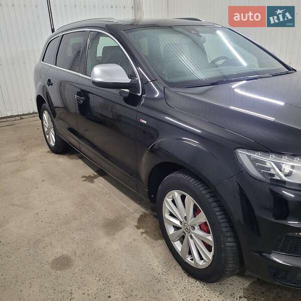 Внедорожник / Кроссовер Audi Q7 2010 в Изяславе