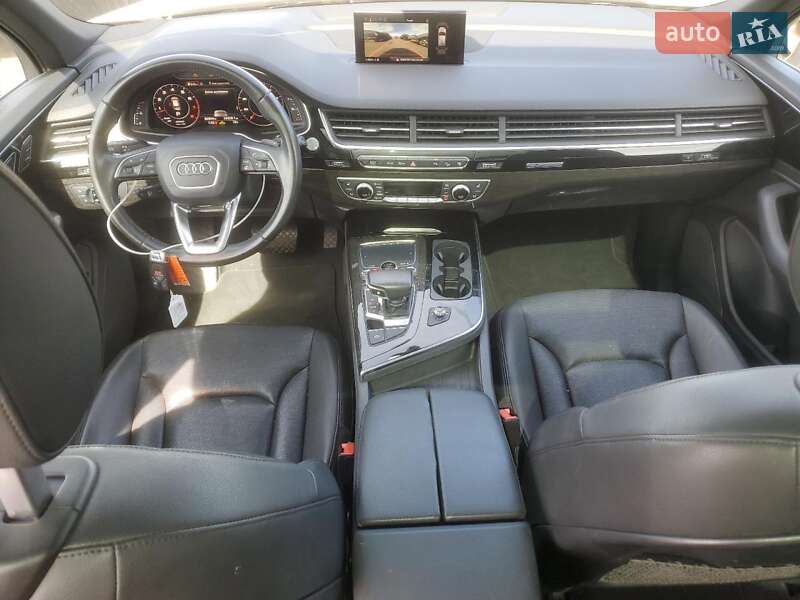 Внедорожник / Кроссовер Audi Q7 2015 в Чернигове