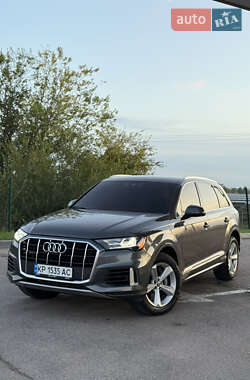 Внедорожник / Кроссовер Audi Q7 2020 в 