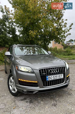 Внедорожник / Кроссовер Audi Q7 2011 в 
