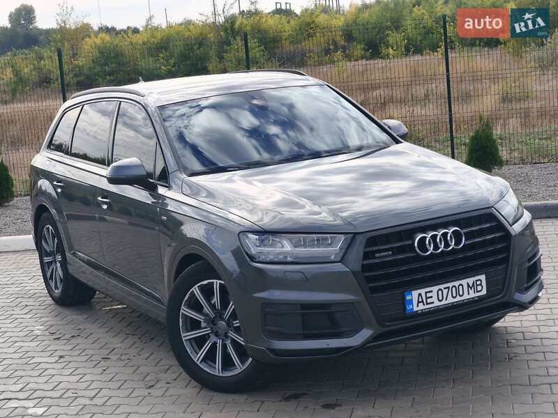Audi Q7 2016