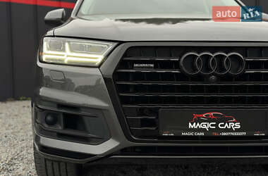 Внедорожник / Кроссовер Audi Q7 2018 в 