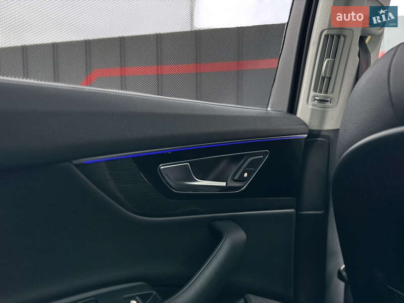 Позашляховик / Кросовер Audi Q7 2018 в Луцьку