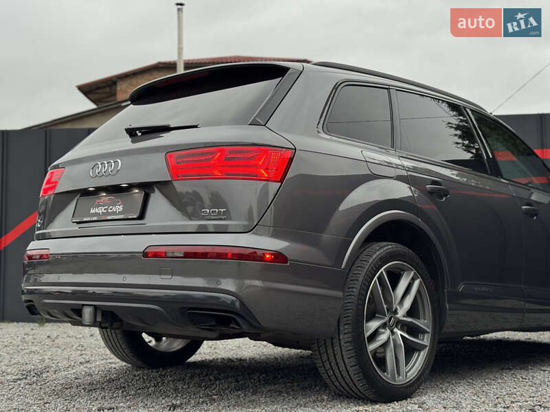 Позашляховик / Кросовер Audi Q7 2018 в Луцьку