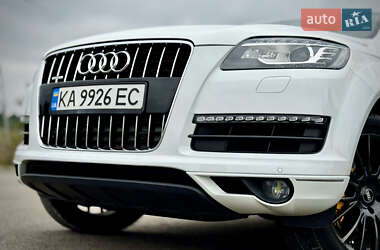 Позашляховик / Кросовер Audi Q7 2013 в 