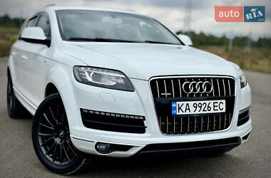 Позашляховик / Кросовер Audi Q7 2013 в 