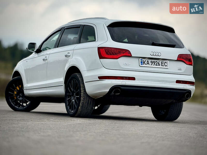 Внедорожник / Кроссовер Audi Q7 2013 в Трускавце