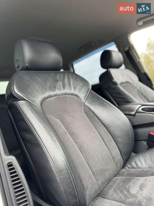 Внедорожник / Кроссовер Audi Q7 2013 в Трускавце