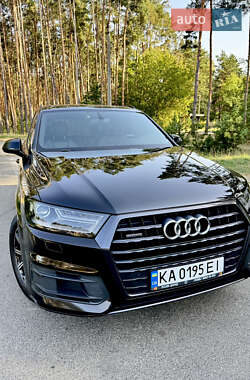 Внедорожник / Кроссовер Audi Q7 2017 в Киеве