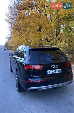Внедорожник / Кроссовер Audi Q7 2017 в 