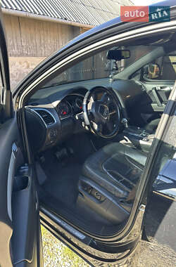 Внедорожник / Кроссовер Audi Q7 2007 в 