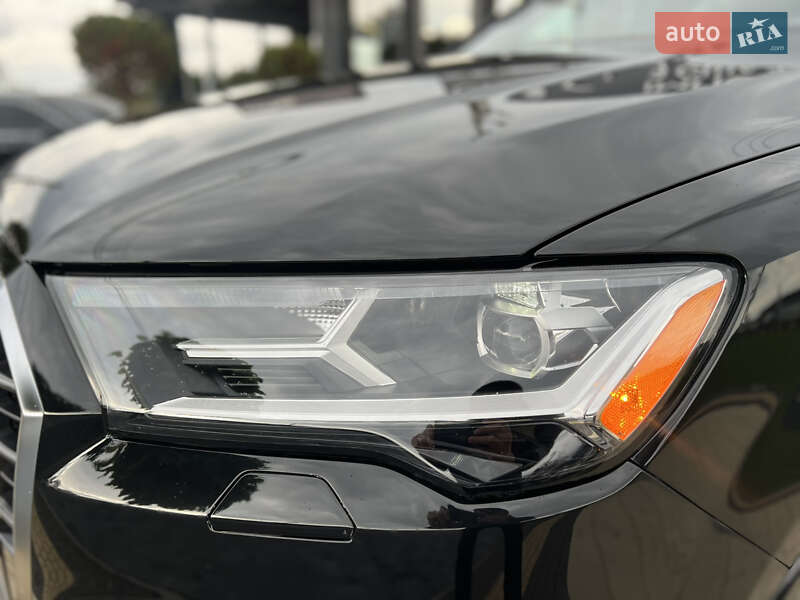 Внедорожник / Кроссовер Audi Q7 2022 в Львове