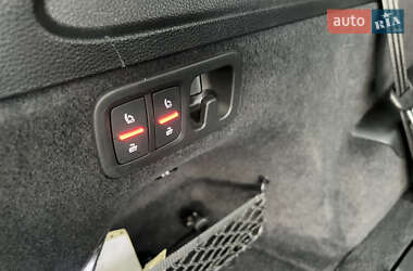 Позашляховик / Кросовер Audi Q7 2022 в 