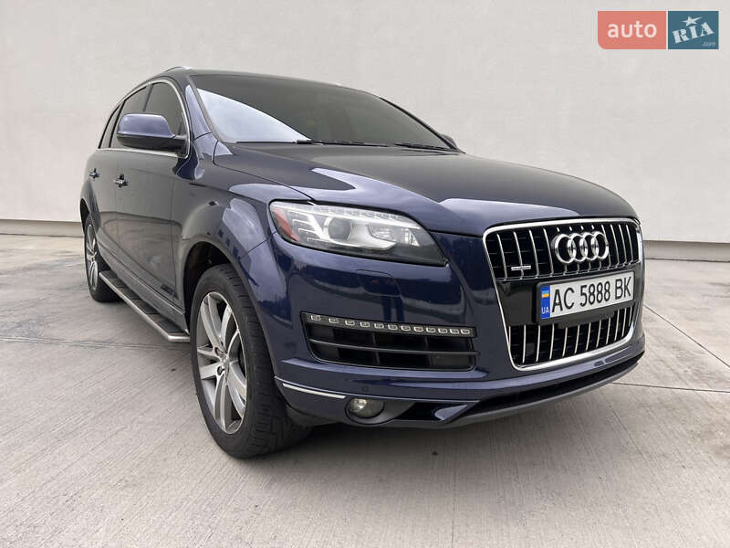 Позашляховик / Кросовер Audi Q7 2013 в Луцьку