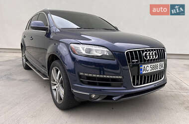 Внедорожник / Кроссовер Audi Q7 2013 в 