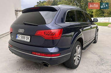 Внедорожник / Кроссовер Audi Q7 2013 в 