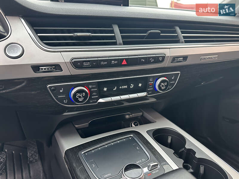 Позашляховик / Кросовер Audi Q7 2016 в Білій Церкві