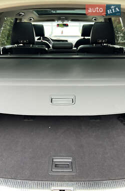 Позашляховик / Кросовер Audi Q7 2012 в 