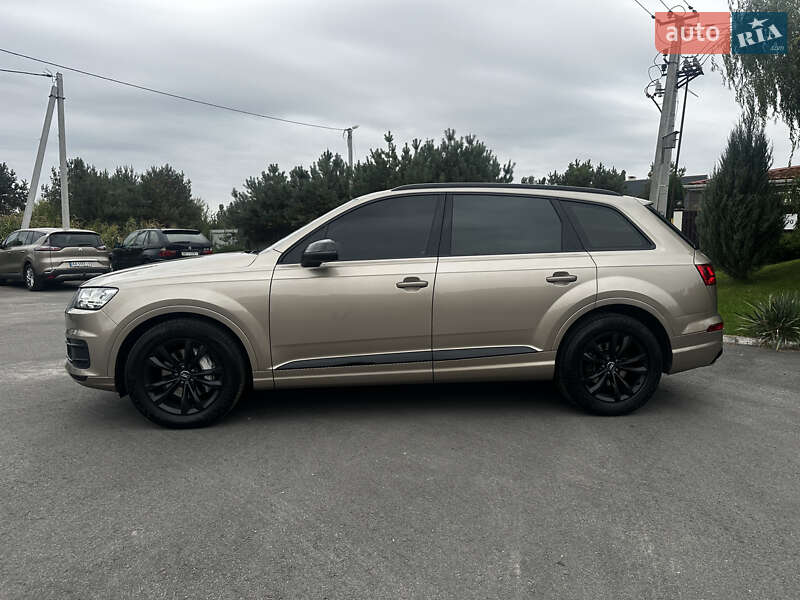 Внедорожник / Кроссовер Audi Q7 2018 в Киеве