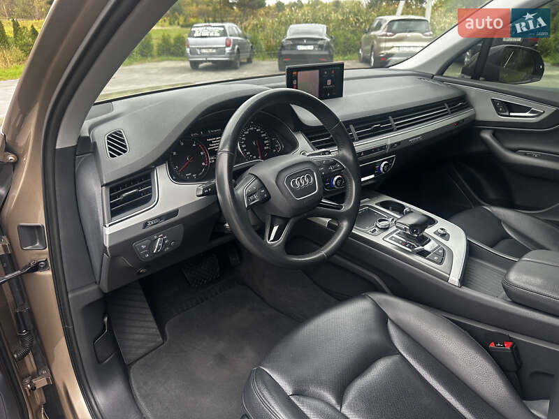 Внедорожник / Кроссовер Audi Q7 2018 в Киеве