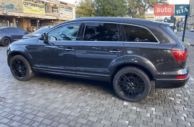 Внедорожник / Кроссовер Audi Q7 2014 в 