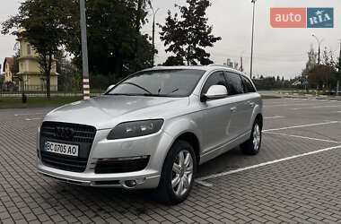 Внедорожник / Кроссовер Audi Q7 2006 в 