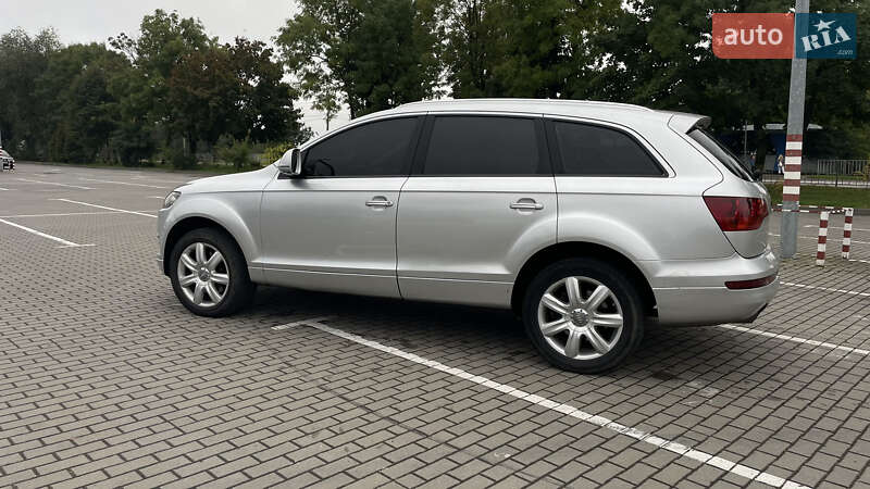 Позашляховик / Кросовер Audi Q7 2006 в Коломиї