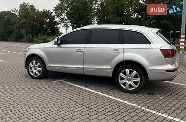 Внедорожник / Кроссовер Audi Q7 2006 в 