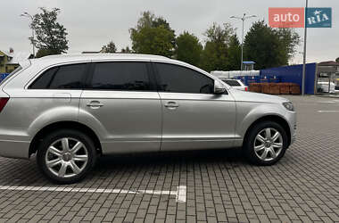 Внедорожник / Кроссовер Audi Q7 2006 в 
